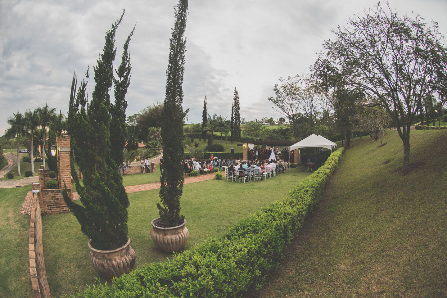 Não choveu e o casamento... aconteceu! Não choveu e o casamento... aconteceu!