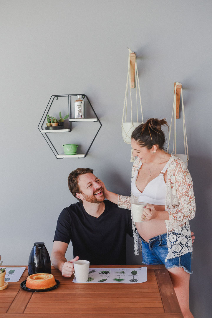 Foto Um Ensaio Gestante na casa bem íntimo e casual... Foto Um Ensaio Gestante na casa bem íntimo e casual... - Imagem 11