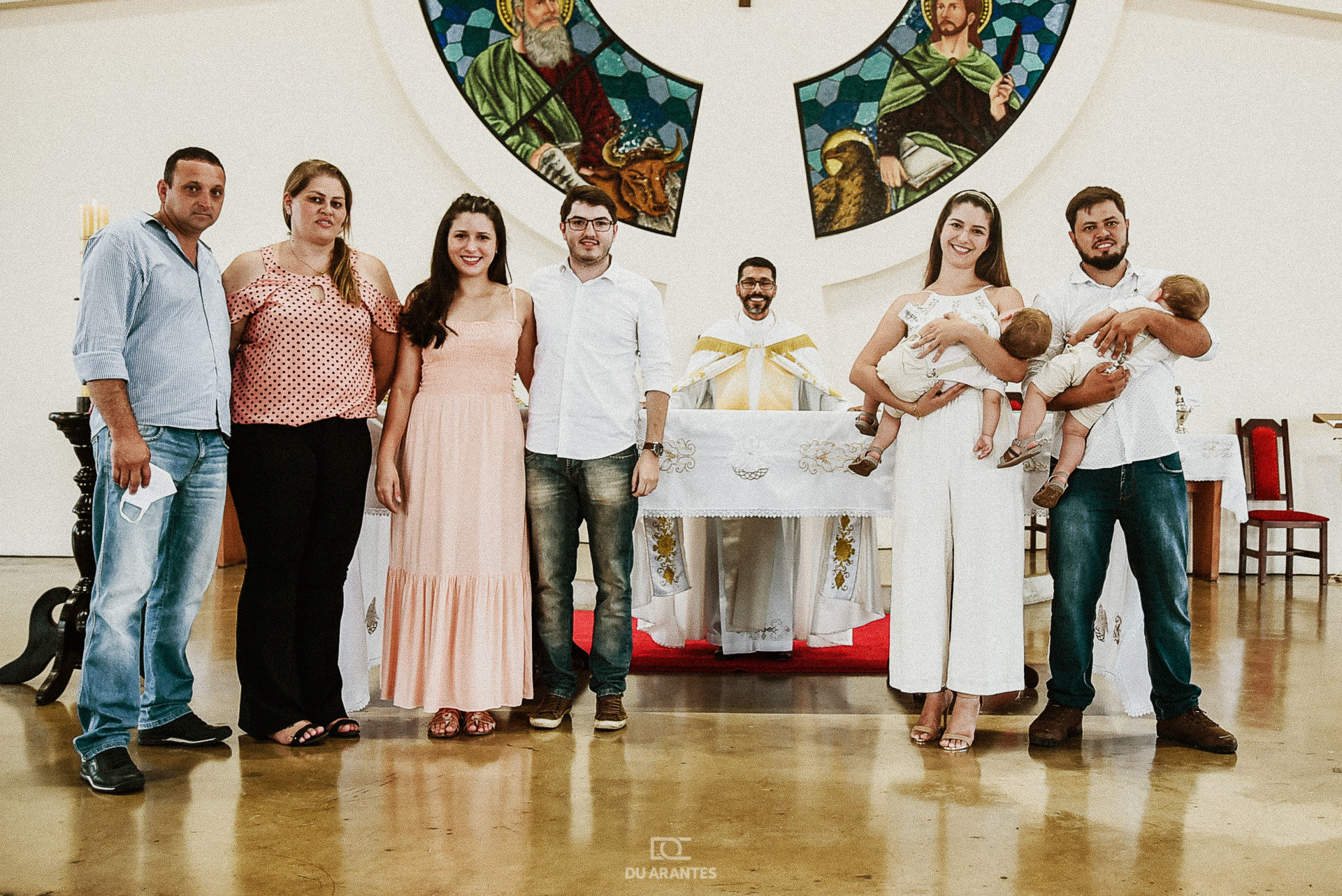 Foto Batizado dos Gêmeos Foto Batizado dos Gêmeos - Imagem 10