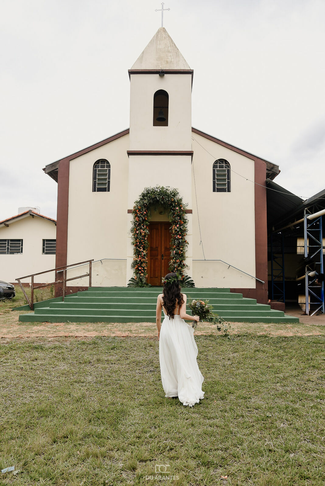Foto Casamento numa igrejinha rural no interior de São Paulo Foto Casamento numa igrejinha rural no interior de São Paulo - Imagem 30