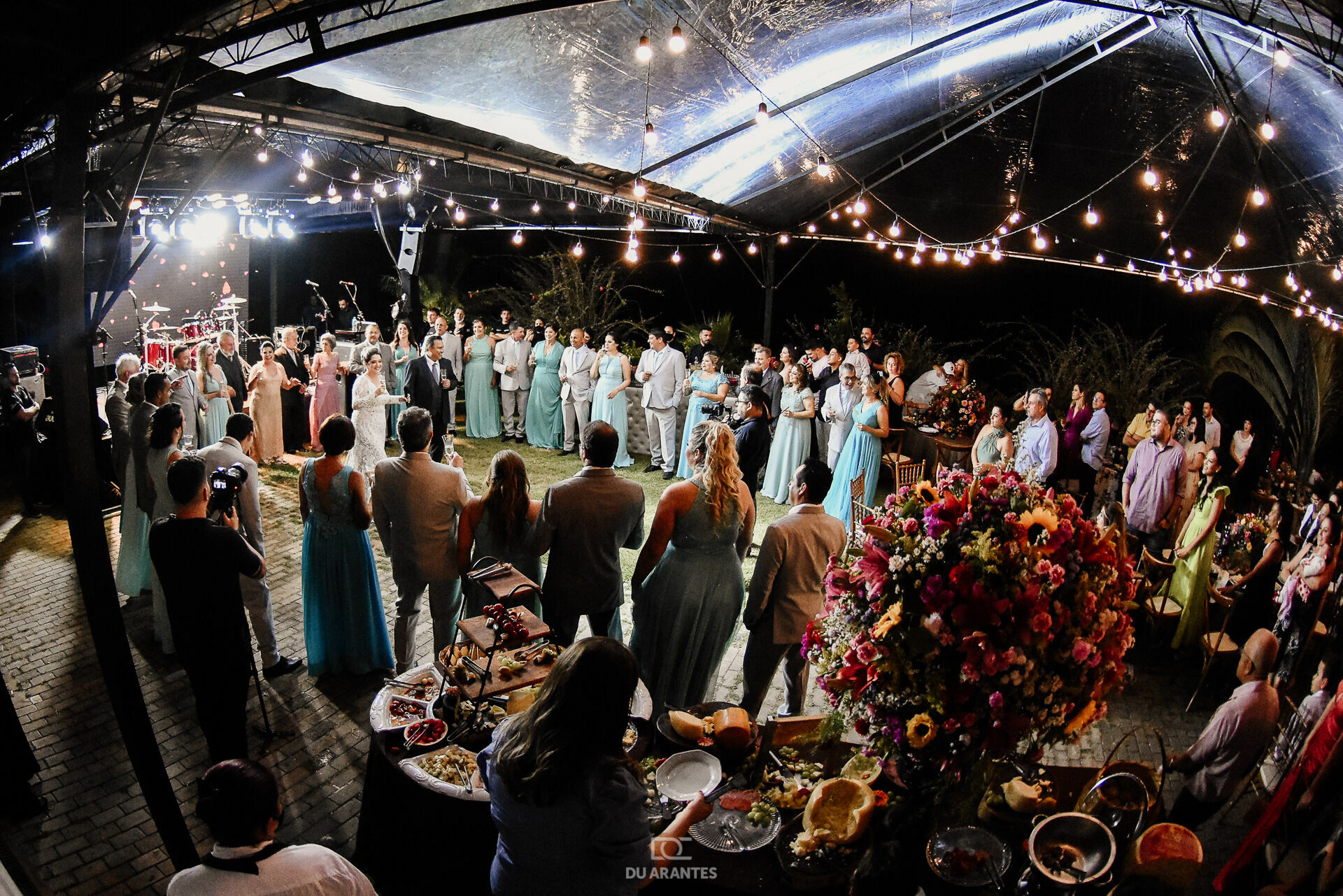 Foto Casamento no Botéco Passárgada em Conchas - SP Foto Casamento no Botéco Passárgada em Conchas - SP - Imagem 15