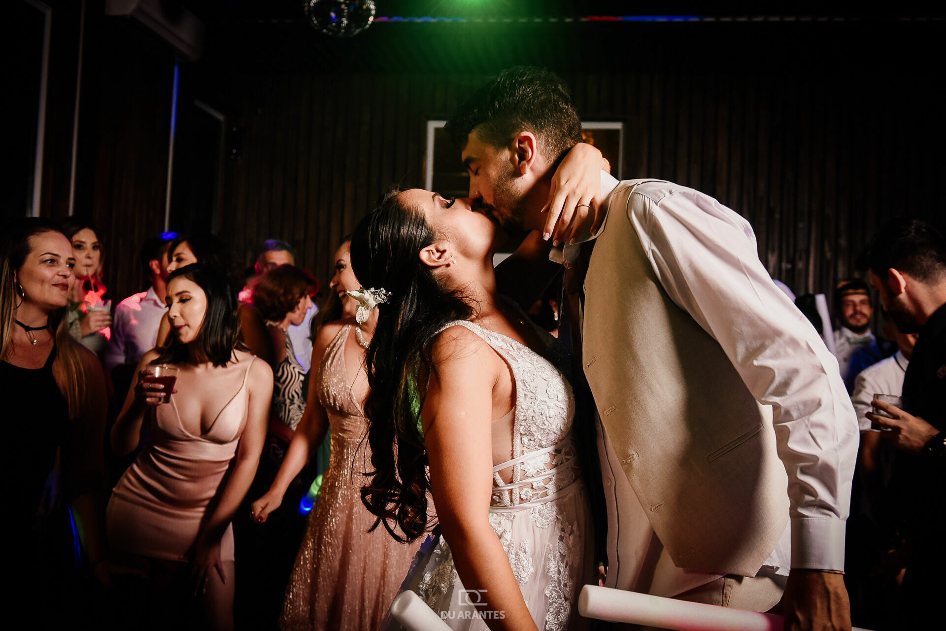 Foto Casamento no Campo no Alto das Palmeiras em Vinhedo - SP Foto Casamento no Campo no Alto das Palmeiras em Vinhedo - SP - Imagem 3