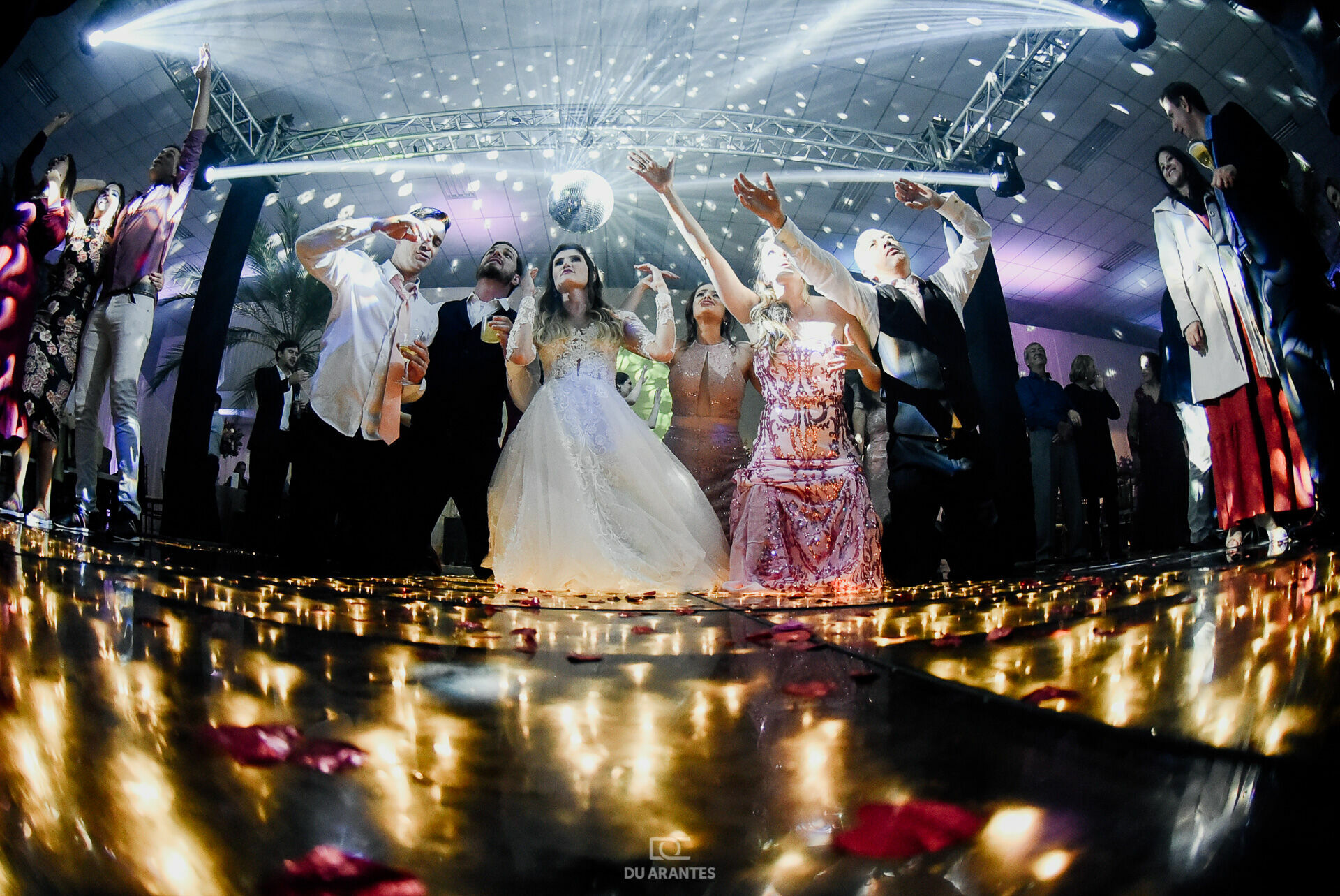 Foto Casamento na Igreja Matriz de Tietê - SP Foto Casamento na Igreja Matriz de Tietê - SP - Imagem 2