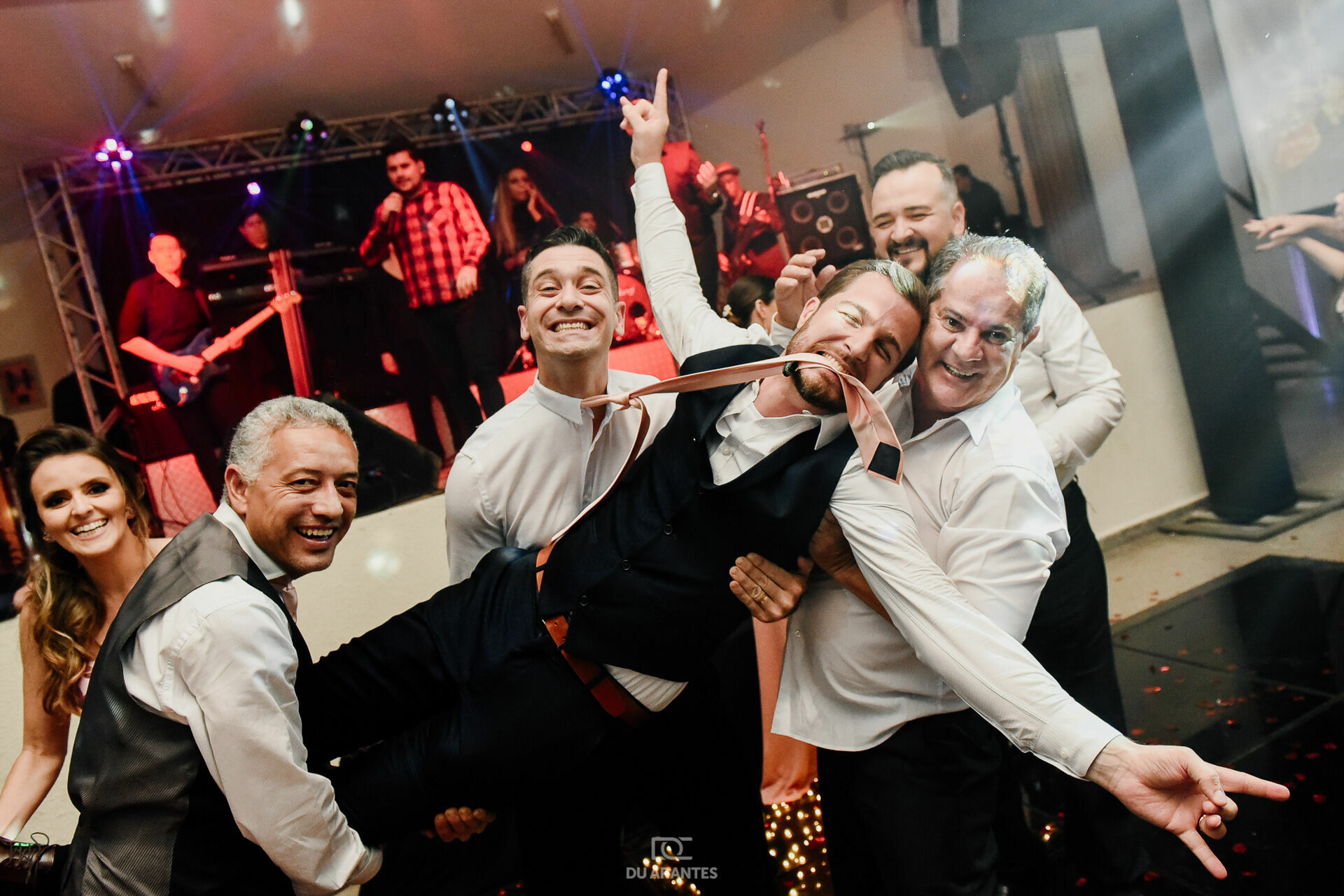 Foto Casamento na Igreja Matriz de Tietê - SP Foto Casamento na Igreja Matriz de Tietê - SP - Imagem 9